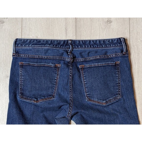 Banana Republic Women's Size 29p Dark Wash Low Rise  Bootcut Denim Jeans - Picture 8 of 13